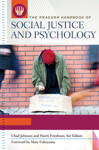 Immagine di copertina: The Praeger Handbook of Social Justice and Psychology [3 volumes] 1st edition 9781440803789