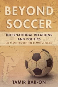 Cover image: Beyond Soccer 9781442275423