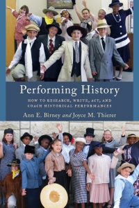 Cover image: Performing History 9781442278899
