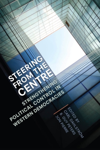 Cover image: Steering from the Centre 1st edition 9781442610699