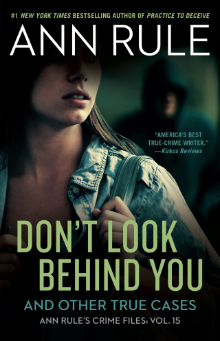 Cover image: Don't Look Behind You 9781982137960