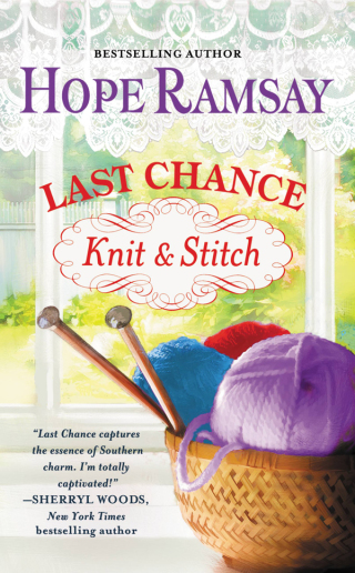 Cover image: Last Chance Knit & Stitch 9781455522262