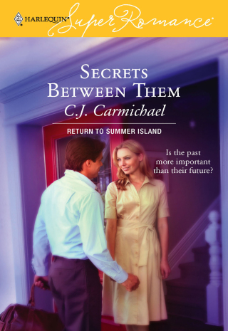 Cover image: Secrets Between Them 9780373713745