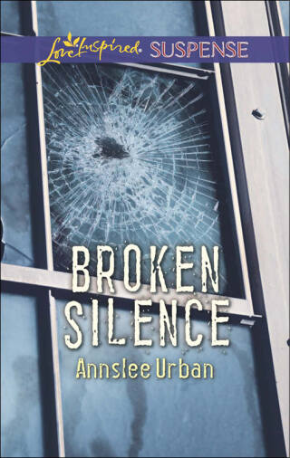 Imagen de portada: Broken Silence 9780373446582