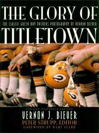 Cover image: The Glory of Titletown 9780878339907