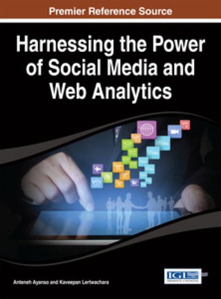 Imagen de portada: Harnessing the Power of Social Media and Web Analytics 9781466651944