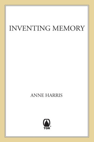 Imagen de portada: Inventing Memory 9780312865399