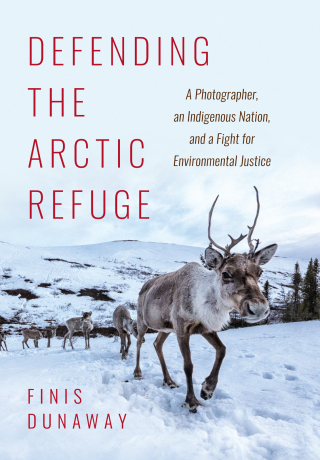 Cover image: Defending the Arctic Refuge 9781469661100