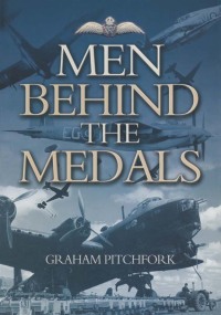 表紙画像: Men Behind the Medals 9781844150076