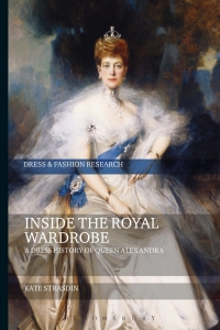 表紙画像: Inside the Royal Wardrobe 1st edition 9781474269933
