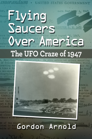 Cover image: Flying Saucers Over America 9781476687667