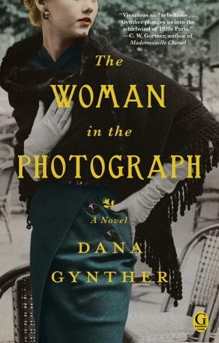 Cover image: The Woman in the Photograph 9781476731957