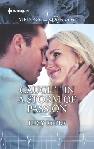 Imagen de portada: Caught in a Storm of Passion 9780373011049