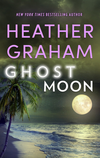 Cover image: Ghost Moon 9780778327967