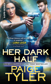 Cover image: Her Dark Half 9781492642404