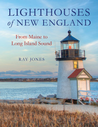 Omslagafbeelding: Lighthouses of New England 9781493047260