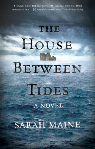 Cover image: The House Between Tides 9781501126918
