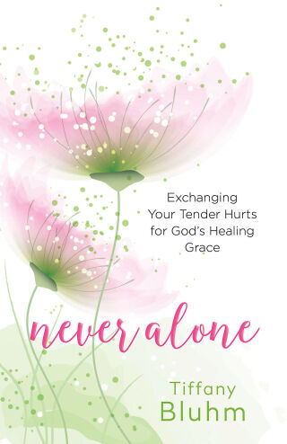 Imagen de portada: Never Alone 9781501848636