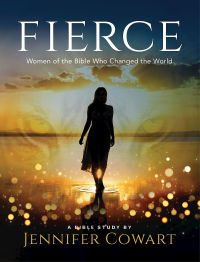 表紙画像: Fierce - Women's Bible Study Participant Workbook 9781501882906