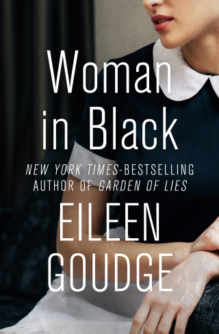Imagen de portada: Woman in Black 9781504015622