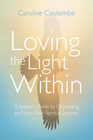 Imagen de portada: Loving the Light Within 9781504370363