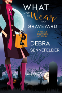 Cover image: What Not to Wear to a Graveyard 9781516110858