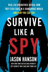 Cover image: Survive Like a Spy 9780143131595