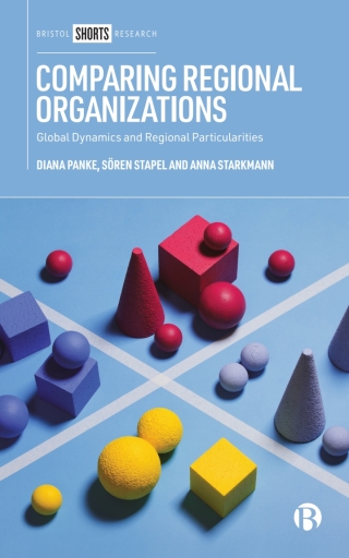 Cover image: Comparing Regional Organizations 1st edition 9781529209471