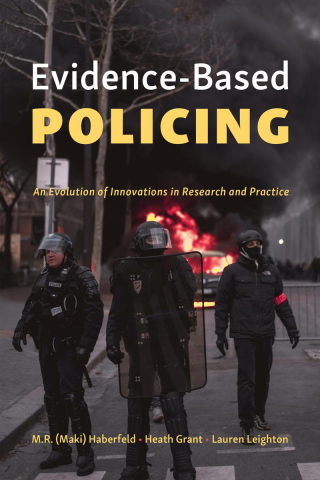 Imagen de portada: Evidence-Based Policing: An Evolution of Innovations in Research and Practice 1st edition 9781611636468