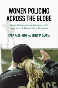 Immagine di copertina: Women Policing across the Globe 9781538116128