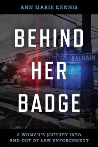 Titelbild: Behind Her Badge 9781538173442