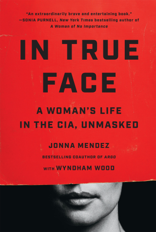 Cover image: In True Face 9781541703124