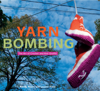 صورة الغلاف: Yarn Bombing 9781551522555