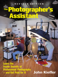 Cover image: The Photographer's Assistant 9781581150803