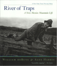 Omslagafbeelding: River of Traps 9781595340351