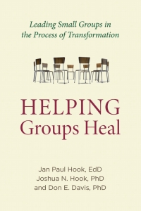 Imagen de portada: Helping Groups Heal 9781599474854