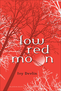 Cover image: Low Red Moon 1st edition 9781599906188