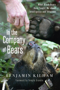 Titelbild: In the Company of Bears 9781603585873