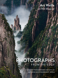 Cover image: Photographs from the Edge 9781607747819