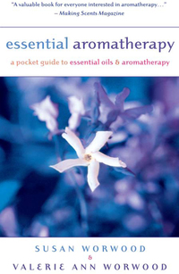 Omslagafbeelding: Essential Aromatherapy 9781577312482
