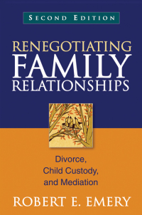 Omslagafbeelding: Renegotiating Family Relationships 2nd edition 9781609189815