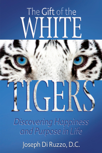 Titelbild: The Gift of the White Tigers 9781612540528