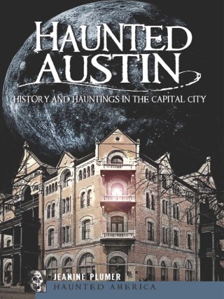 Immagine di copertina: Haunted Austin 9781609490409