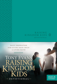 Titelbild: Raising Kingdom Kids Devotional 9781624054099