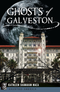 Cover image: Ghosts of Galveston 9781467119658