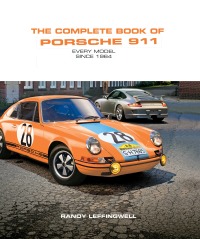 表紙画像: The Complete Book of Porsche 911 9780760339398