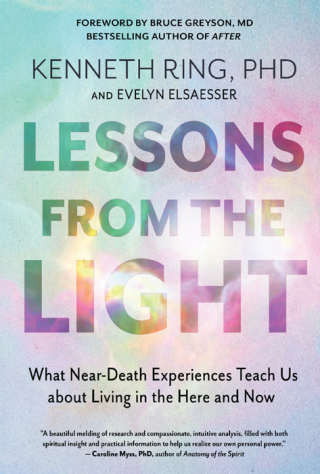Omslagafbeelding: Lessons from the Light 9781637480182