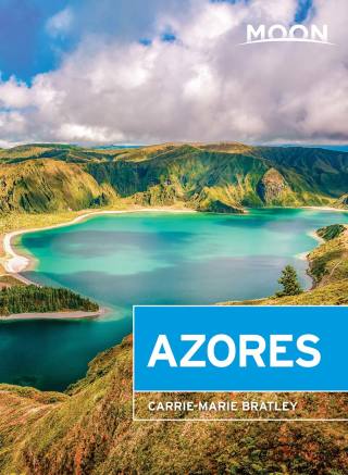 Cover image: Moon Azores 1st edition 9781640494039