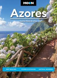 Cover image: Moon Azores 2nd edition 9781640499942