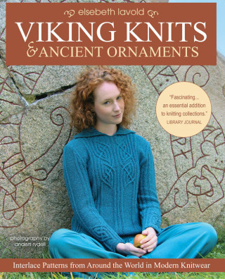 Omslagafbeelding: Viking Knits and Ancient Ornaments 9781570769351
